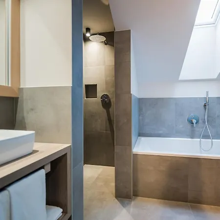 Stoefflerhof Apartment San Candido